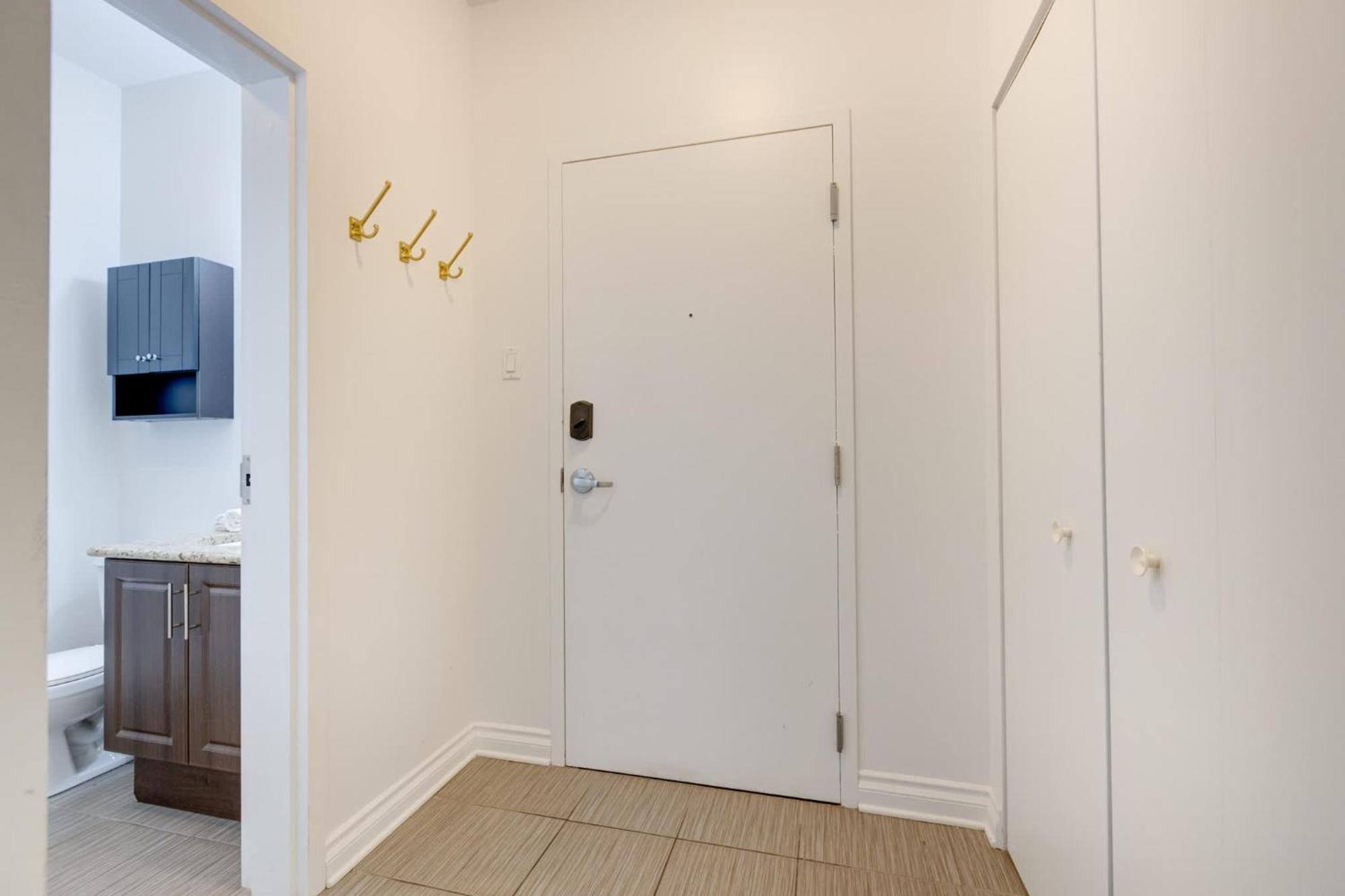 M11 - Stylish & Cozy 2Bdr In Plateau Montreal Apartment Exterior photo